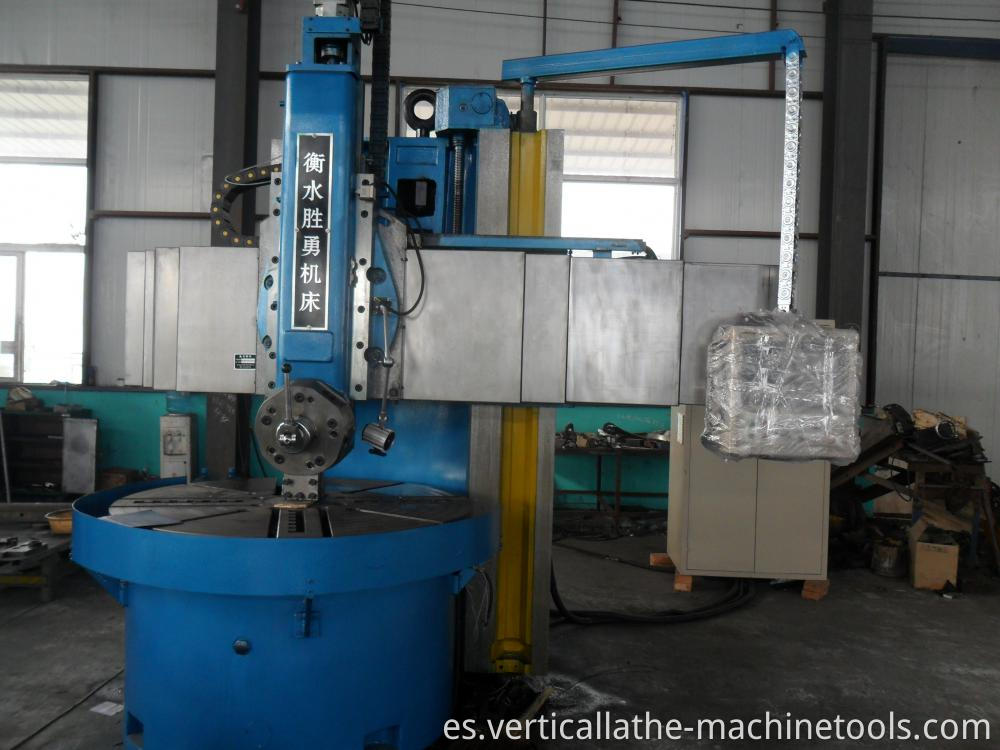 Single Column Vertical Lathe Machine